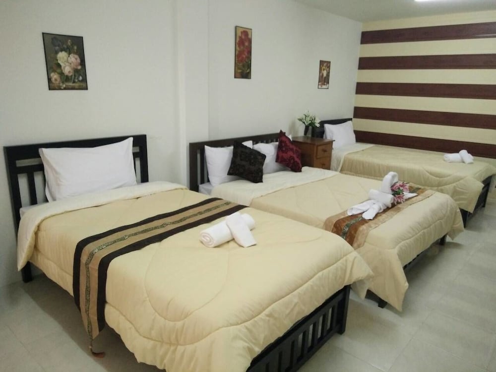 Rueangrat Hotel 17/51