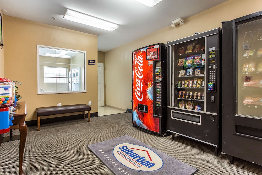 Suburban Studios near University of North Carolina-Charlotte 32/33