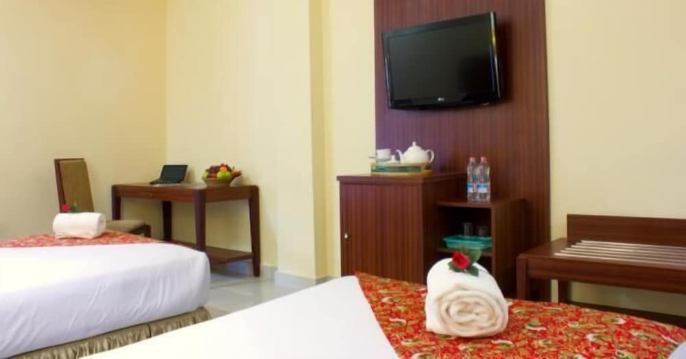 HOTEL MARIAT SORONG 30/54