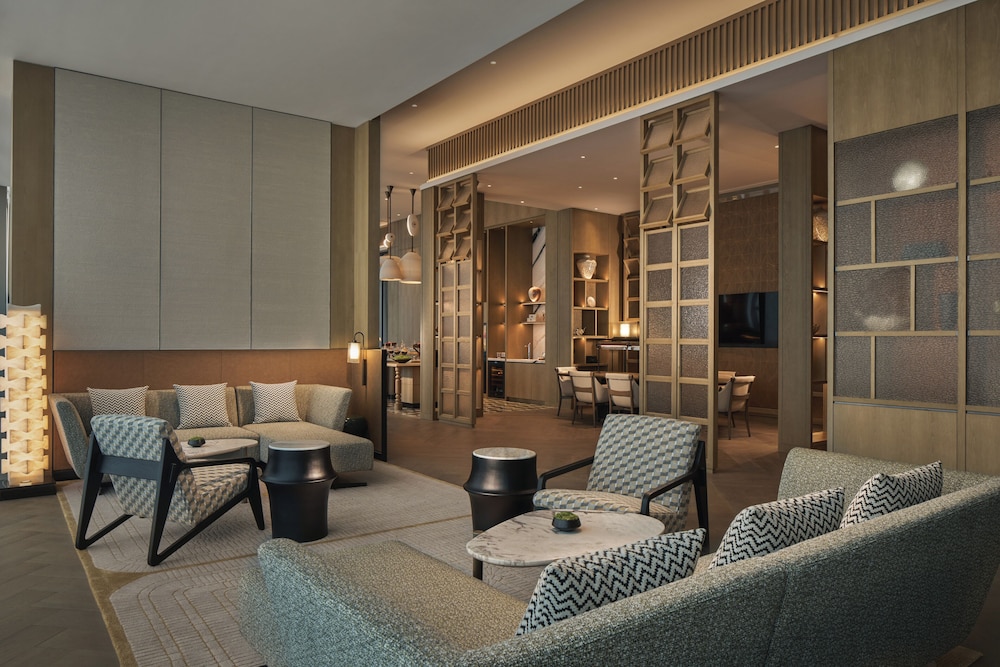 Hyatt Regency Zhuhai Gongbei 26/45