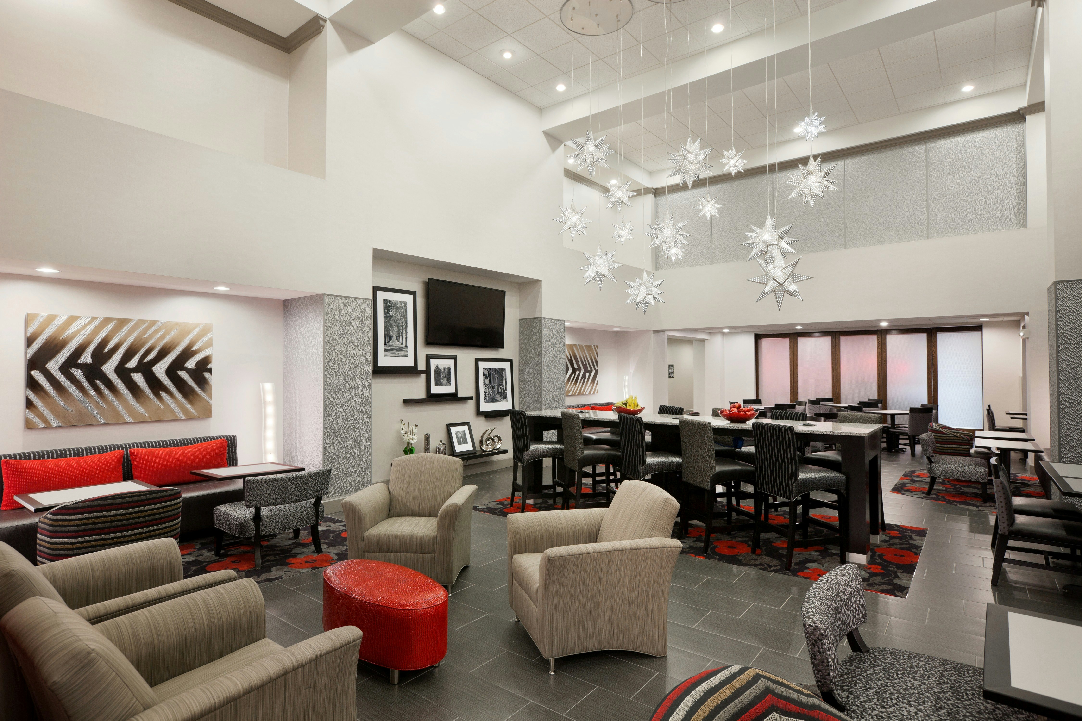 Hampton Inn And Suites Roanoke Airport 34/49