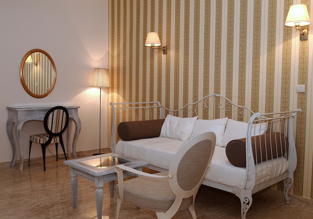 Hotel Azimut 31/50