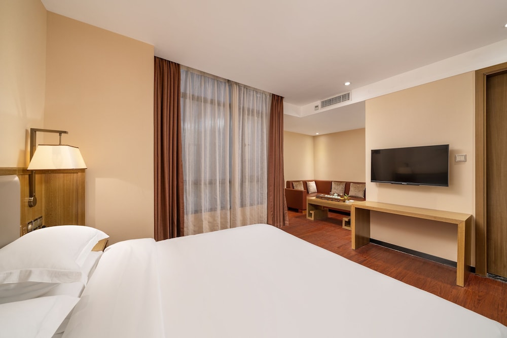 GUANGZHOU BOYI HOTEL 20/50