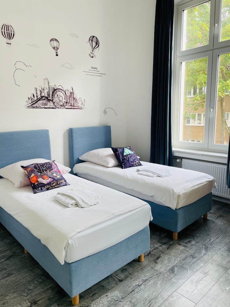 Hotel Tempelhof City Messe Arena 2/28