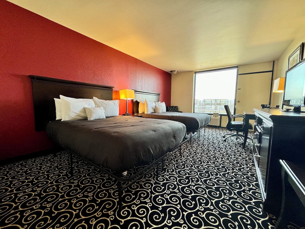 FairBridge Inn Express Hiawatha 3/12