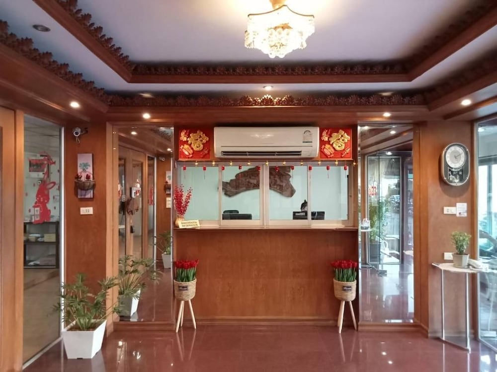 Kc Place Srinakarin 11/35
