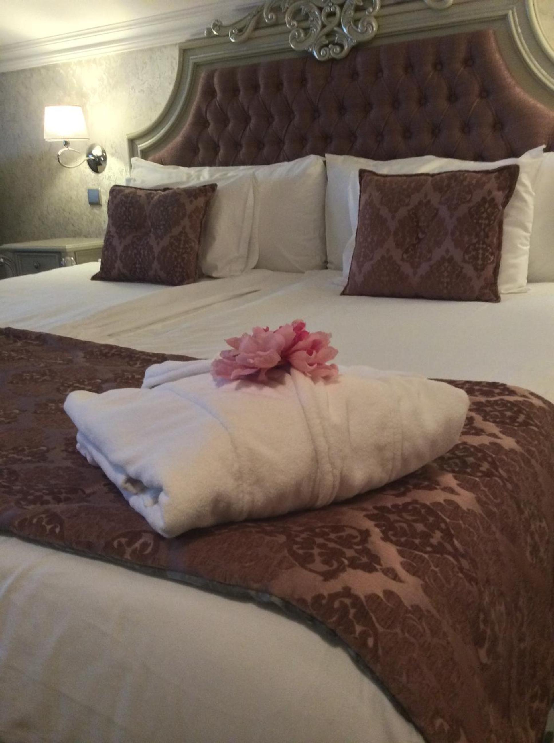 2 Bedrooms, Victoria, Deluxe, Apartment، Spa Hotel Rich 2/5