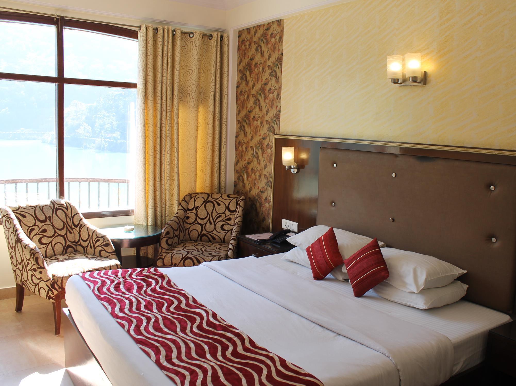 Super, Deluxe, King Bed