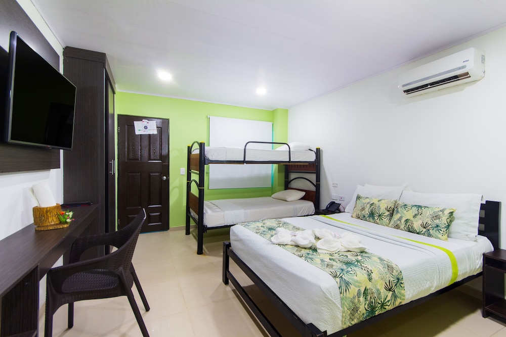 Hotel Marina Suites by GEH Suites 16/37