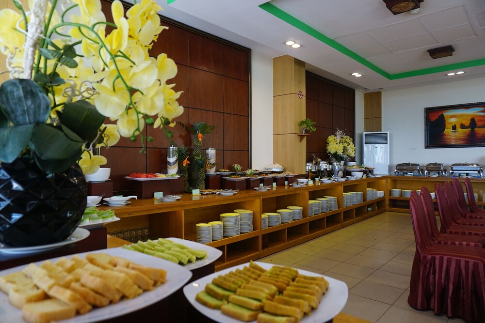 restaurant-cafeteria