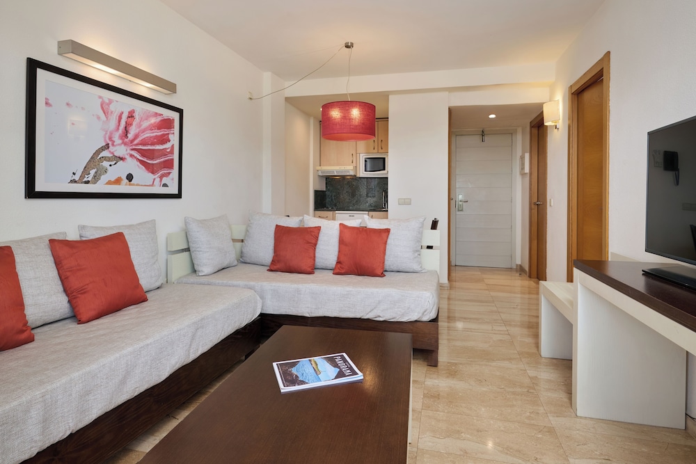 Grupotel Alcudia Suite 27/50