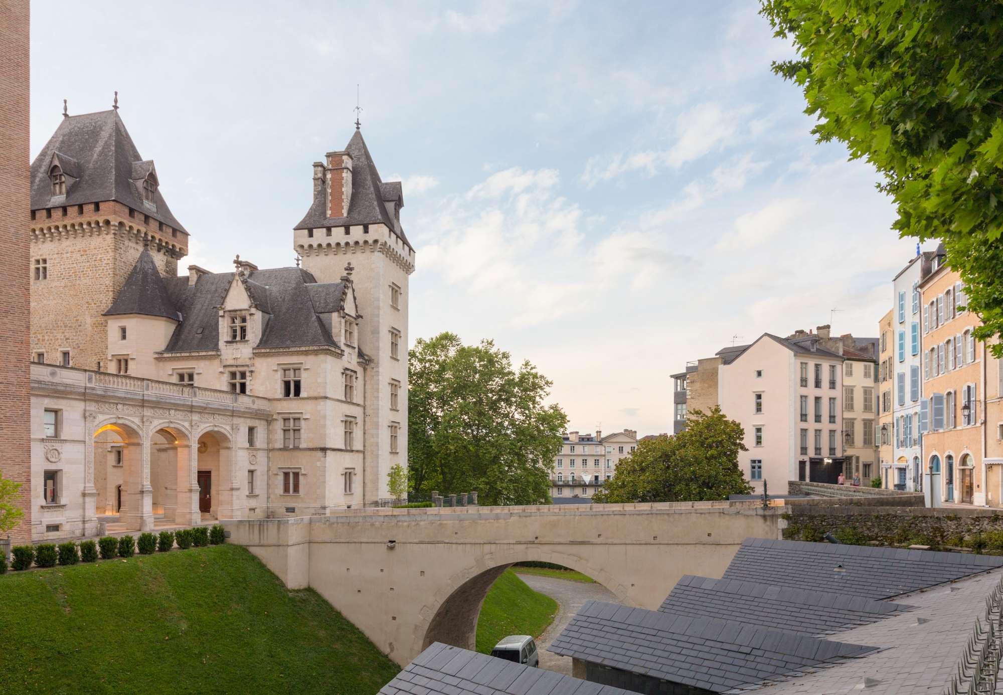 The Originals Boutique, Villa Montpensier, Pau (Inter-Hotel) 44/50