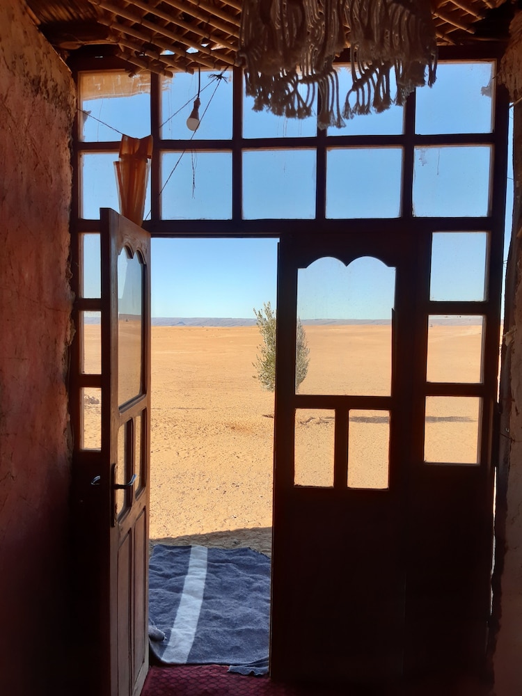 Sahara Peace Camp 34/38