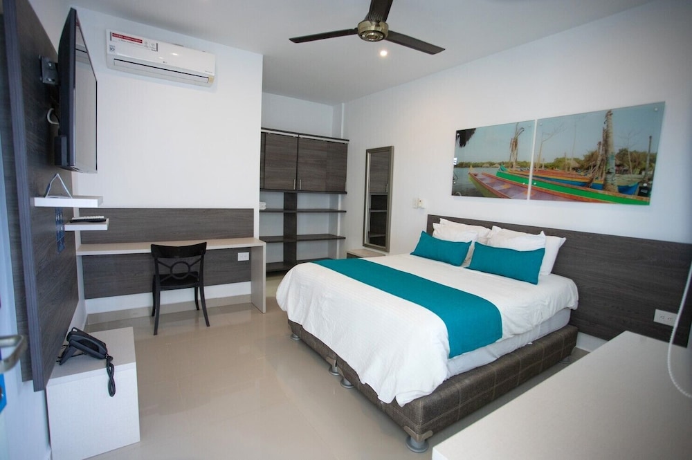 Hotel Poblado Covenas 10/50