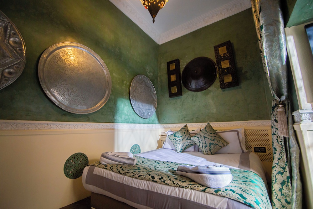 Hydromassage, Deluxe, Double Bed، Riad Ta'achchaqa 2/6