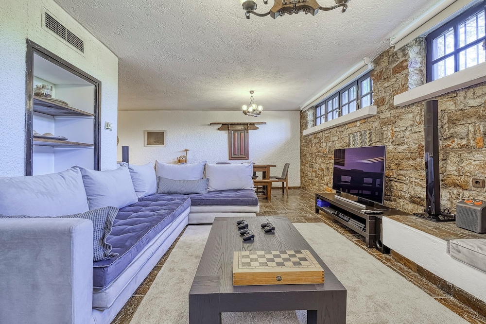 Orange Grove Villa 29/50