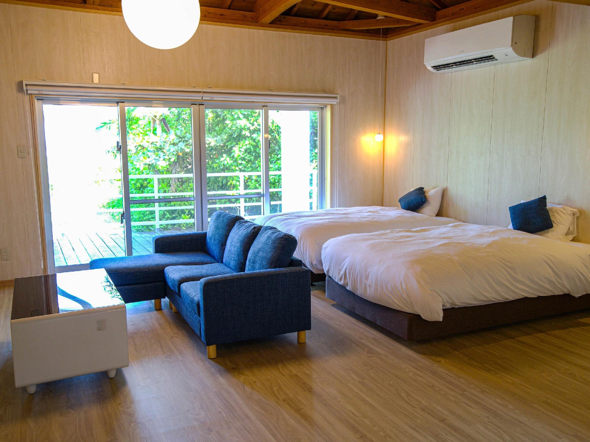 Sky Deck, Cottage