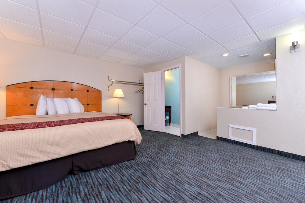 Red Roof Inn Chambersburg 5/28