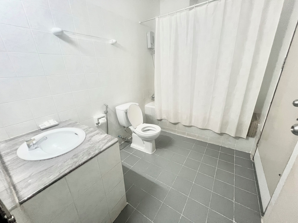 Muang Thong Family Suite Hat Yai 55/56