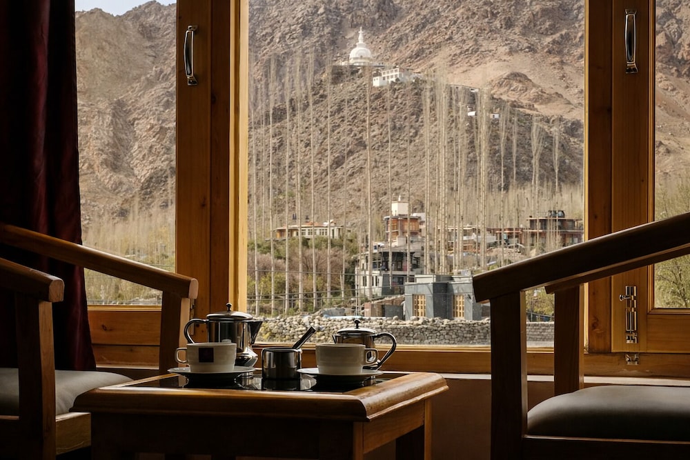 Royal Holiday Leh 27/43