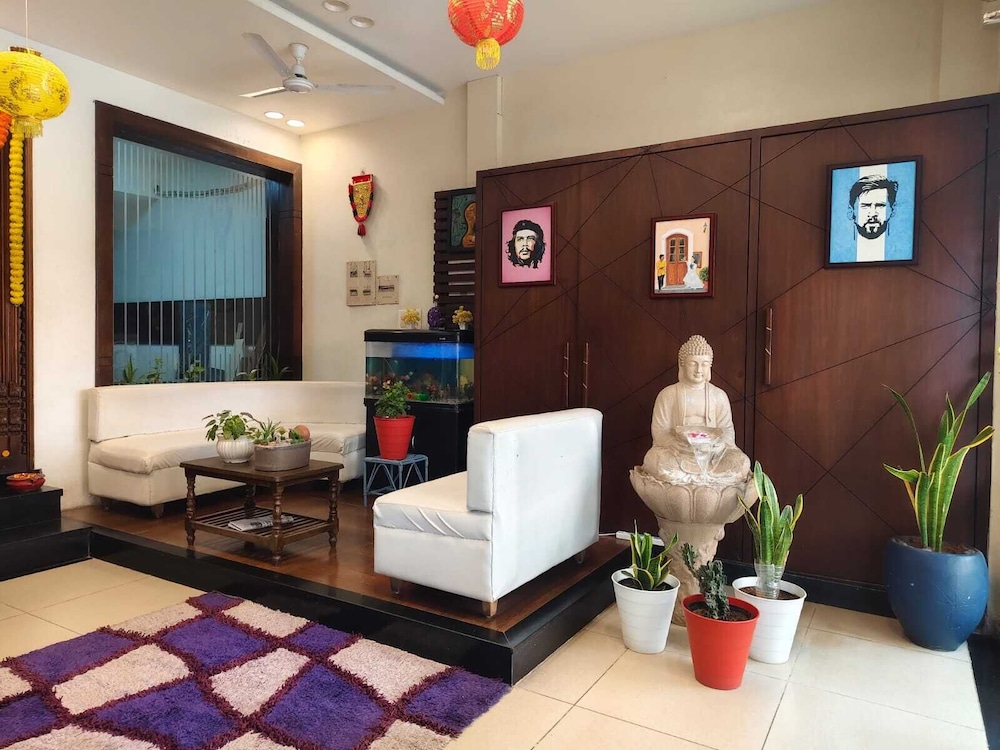 OYO Rooms off Aurobindo Ashram 52/65