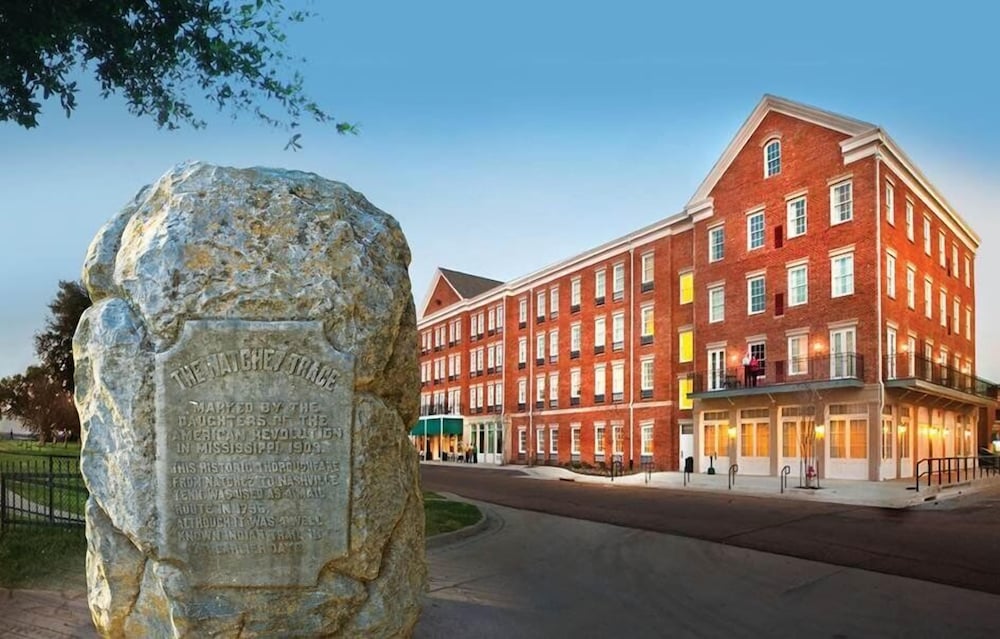 Natchez Grand Hotel and Suites On The River in NATCHEZ - MS