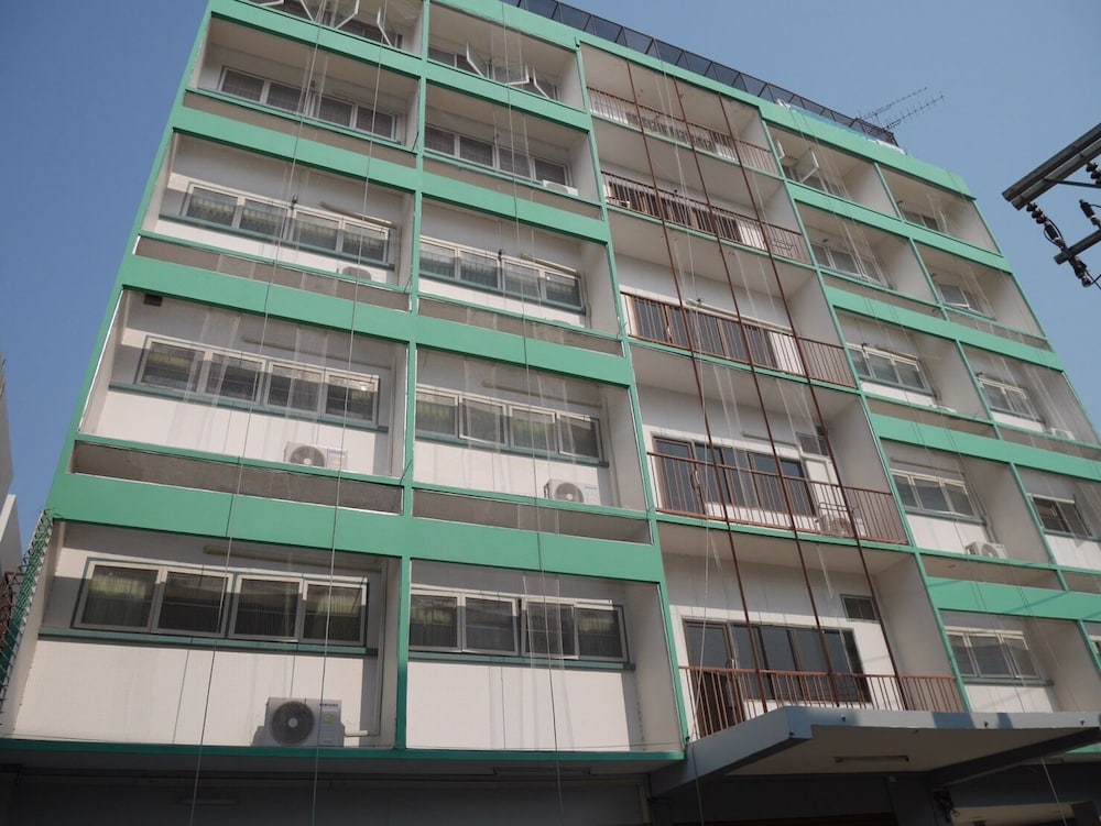 Pakchong Phubade Hotel 6/57