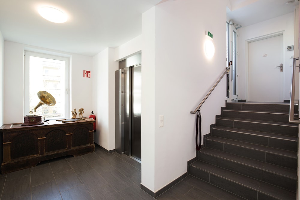 Living Leipziger Hof 3/22