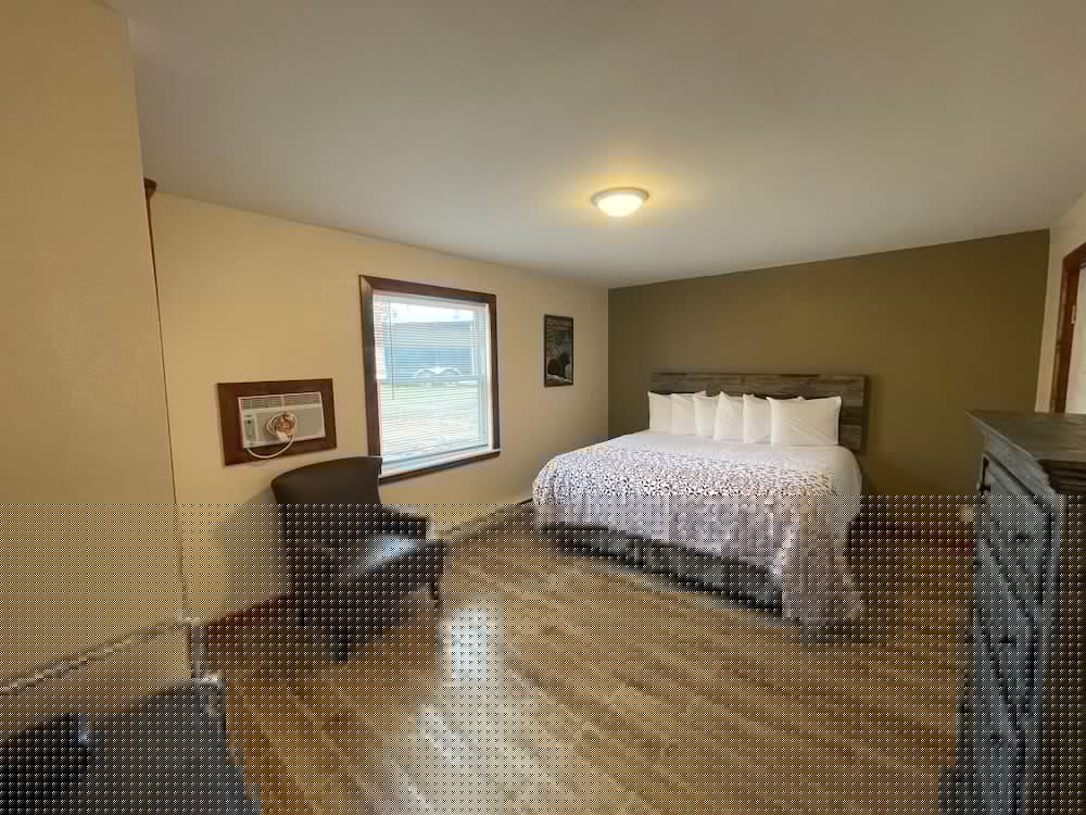 Estes Mountain Inn 8/70