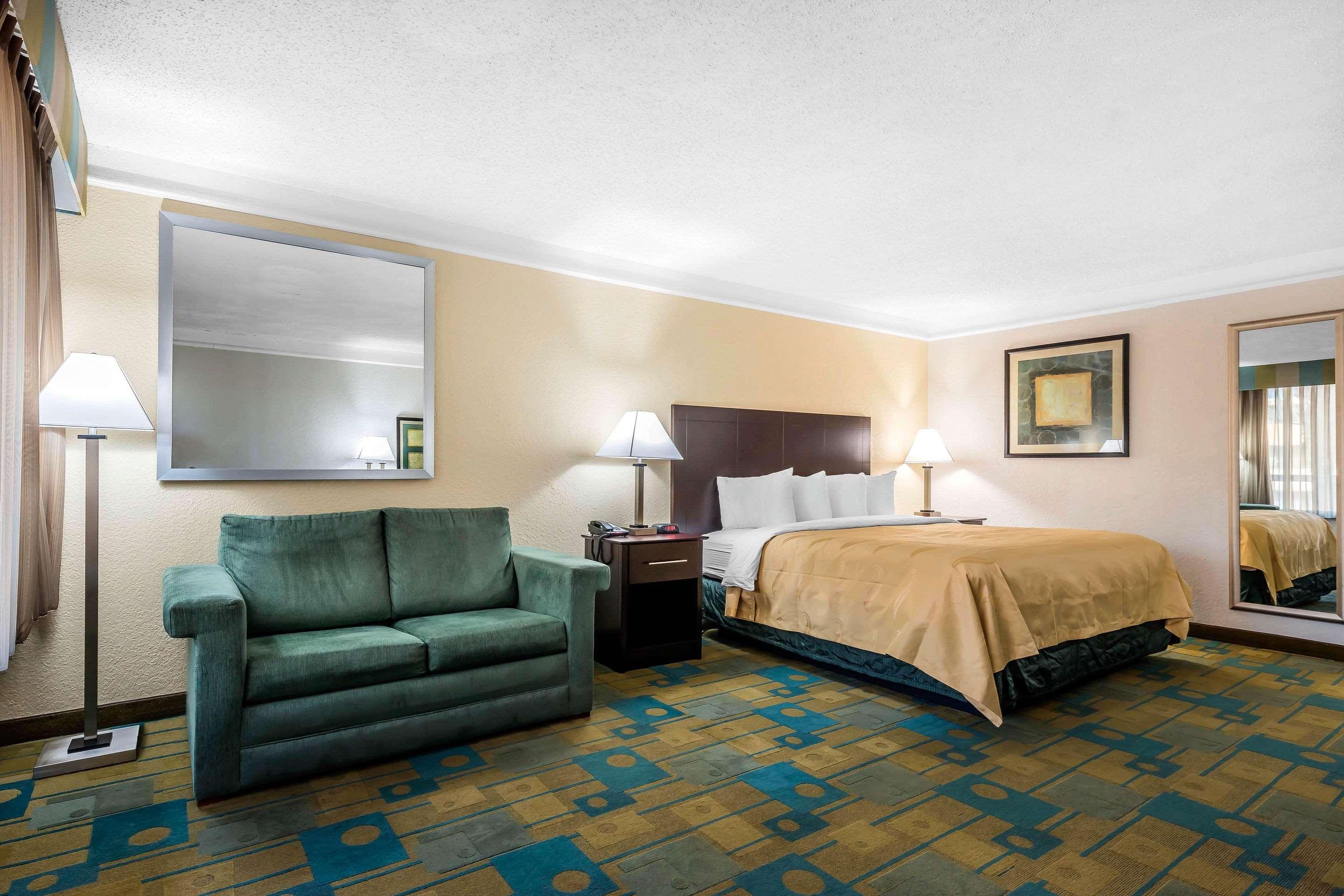 استوديو بسرير كينج، Hotel Monreale Inn & Studios I-Drive Icon Park Orlando 4/7