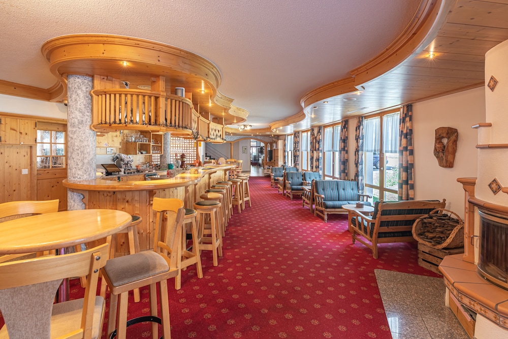 Alpenblick Wellness Hotel 50/66