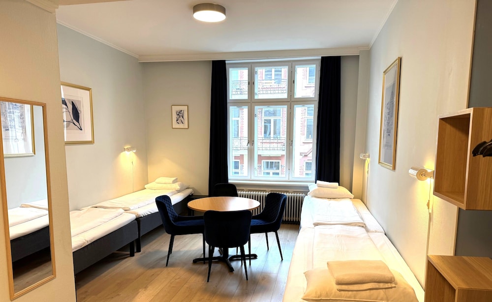Room, Quadruple, 4 Beds
