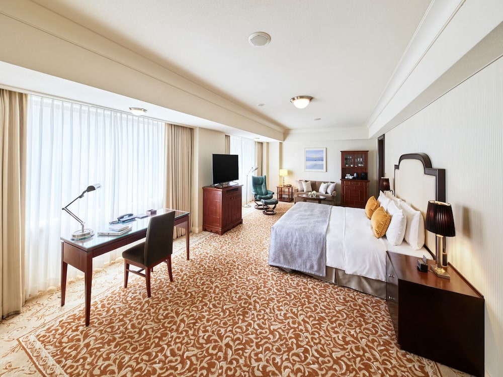 Imperial Hotel Tokyo 24/77