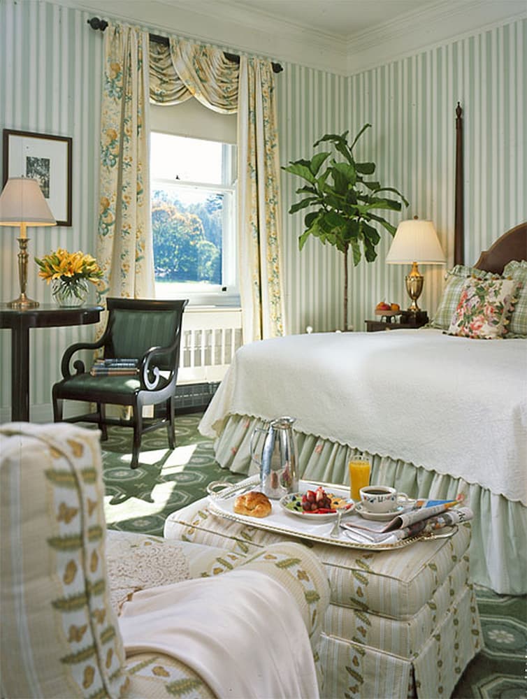The Omni Homestead Resort 70/92