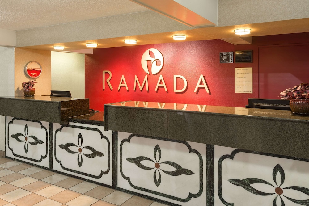 Ramada By Wyndham Bowling Green 6/45