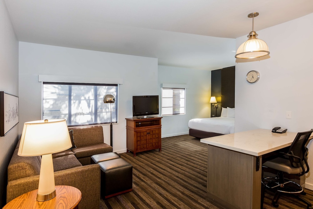 Hyatt House San Ramon 45/68