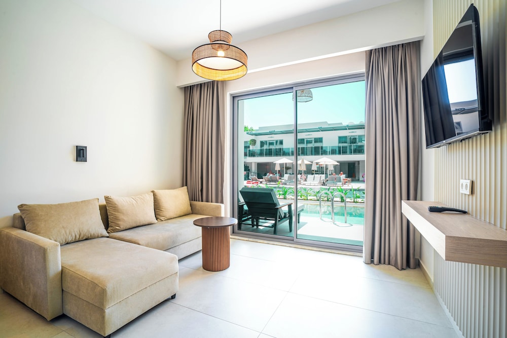 Victoria Princess Hotel Side - Adults Only 32/50