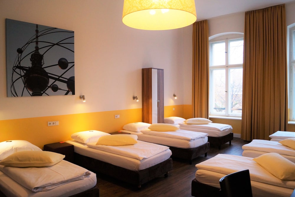 Grand Hostel Berlin Classic 45/71