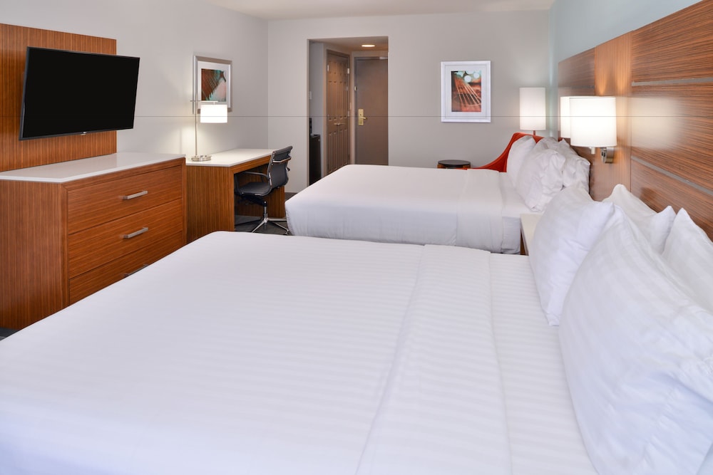 Holiday Inn Express Austin North Central 19/65