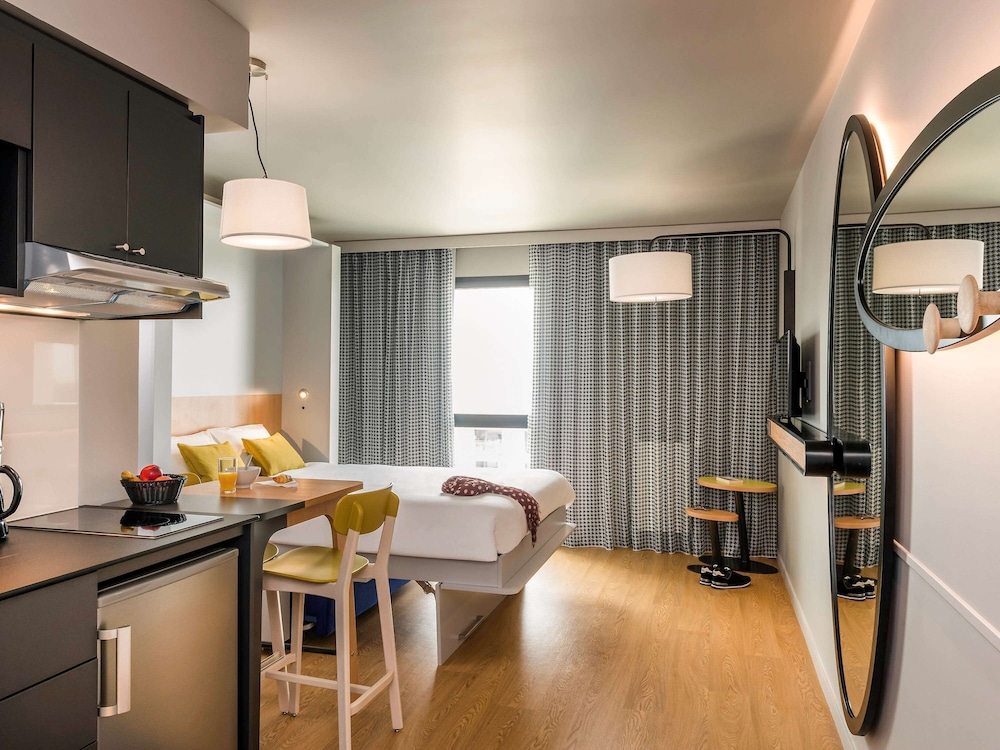 Adagio Access Colombes La Defense 30/55