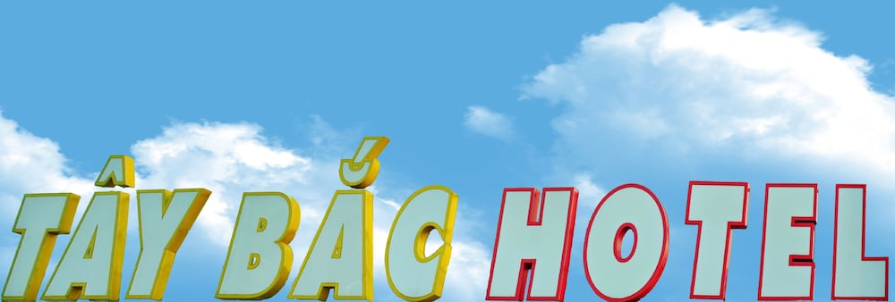 Tay Bac Hotel 68/75