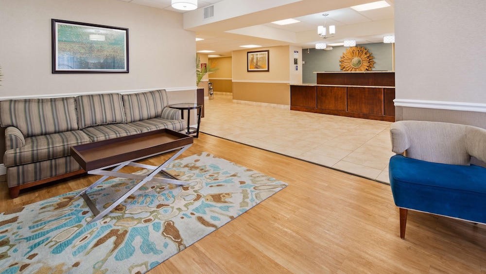 Best Western Plus Sebastian Hotel & Suites 24/30