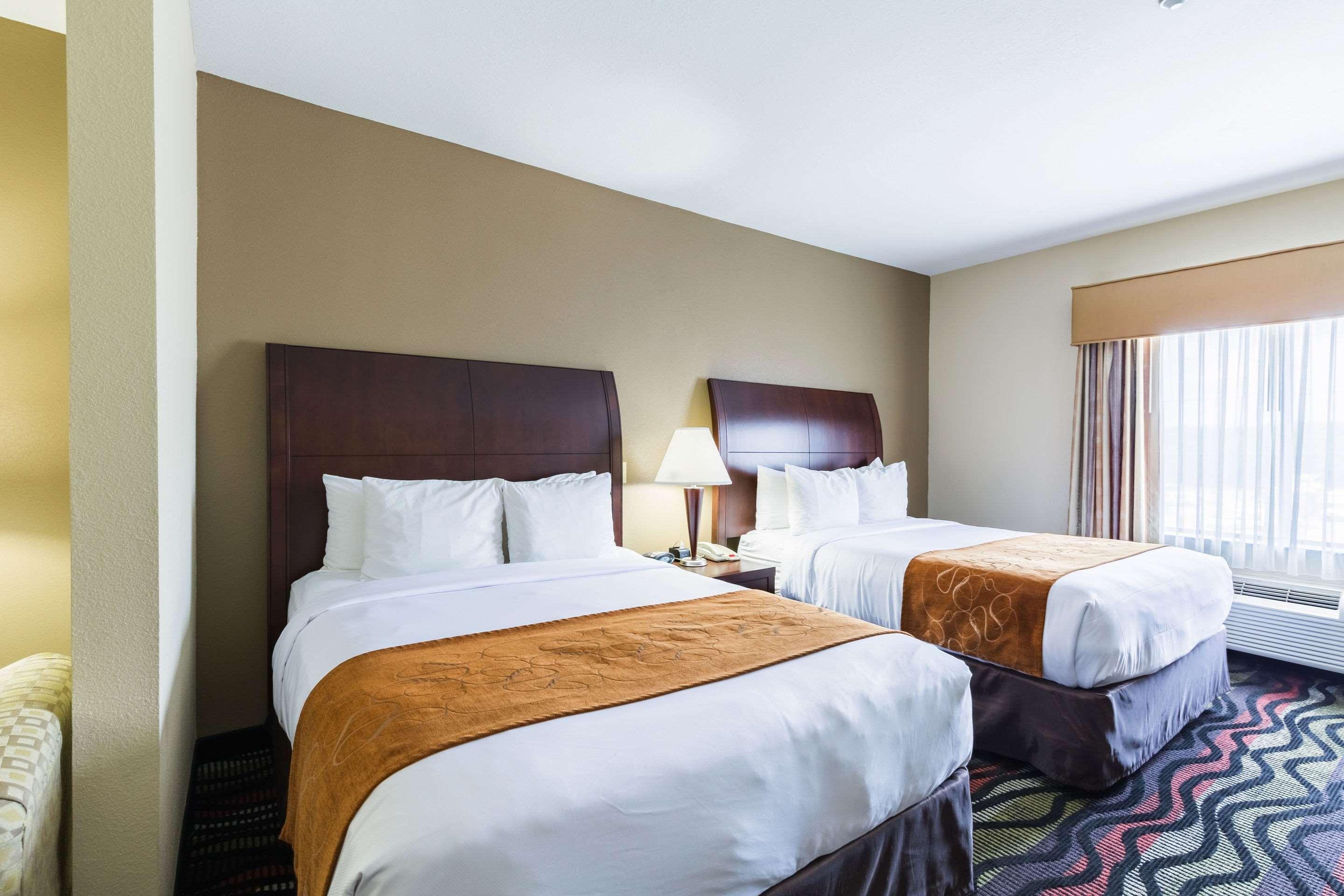 SUITE, 2 KING BEDS, ACCESSIBLE