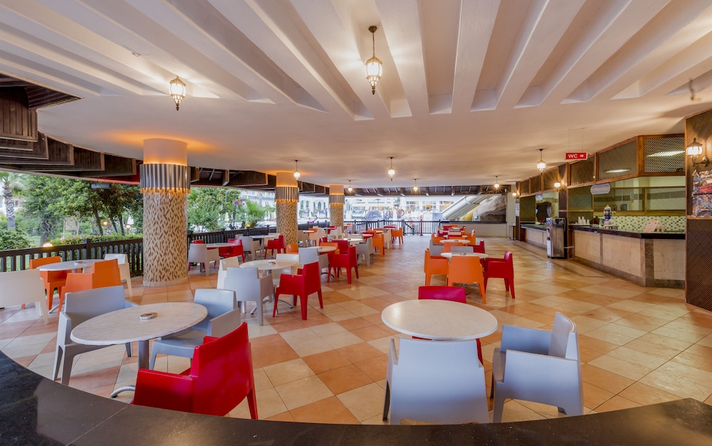 Holiday Garden Resort 26/40