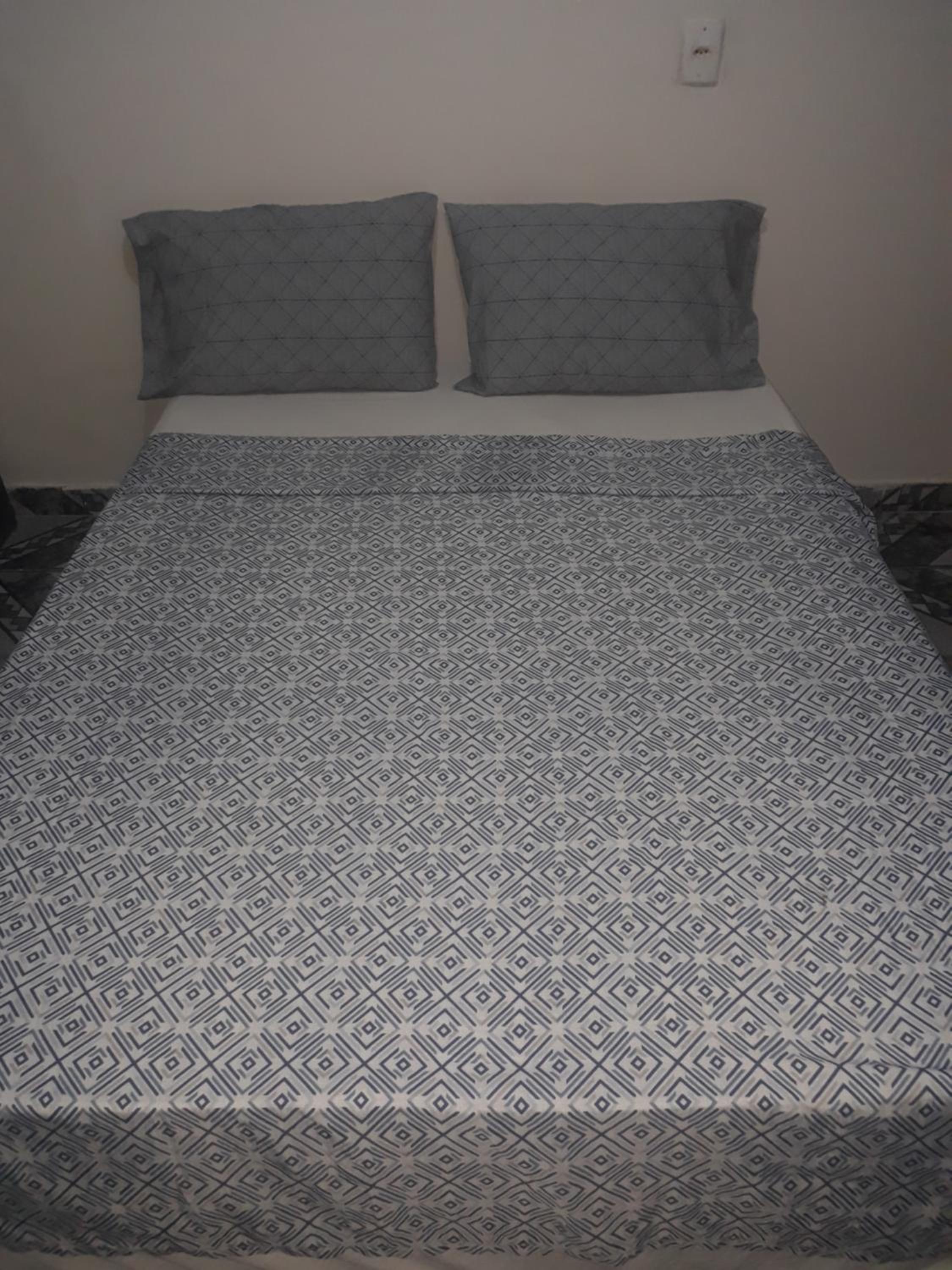 HOTEL LATINOS 2 35/50