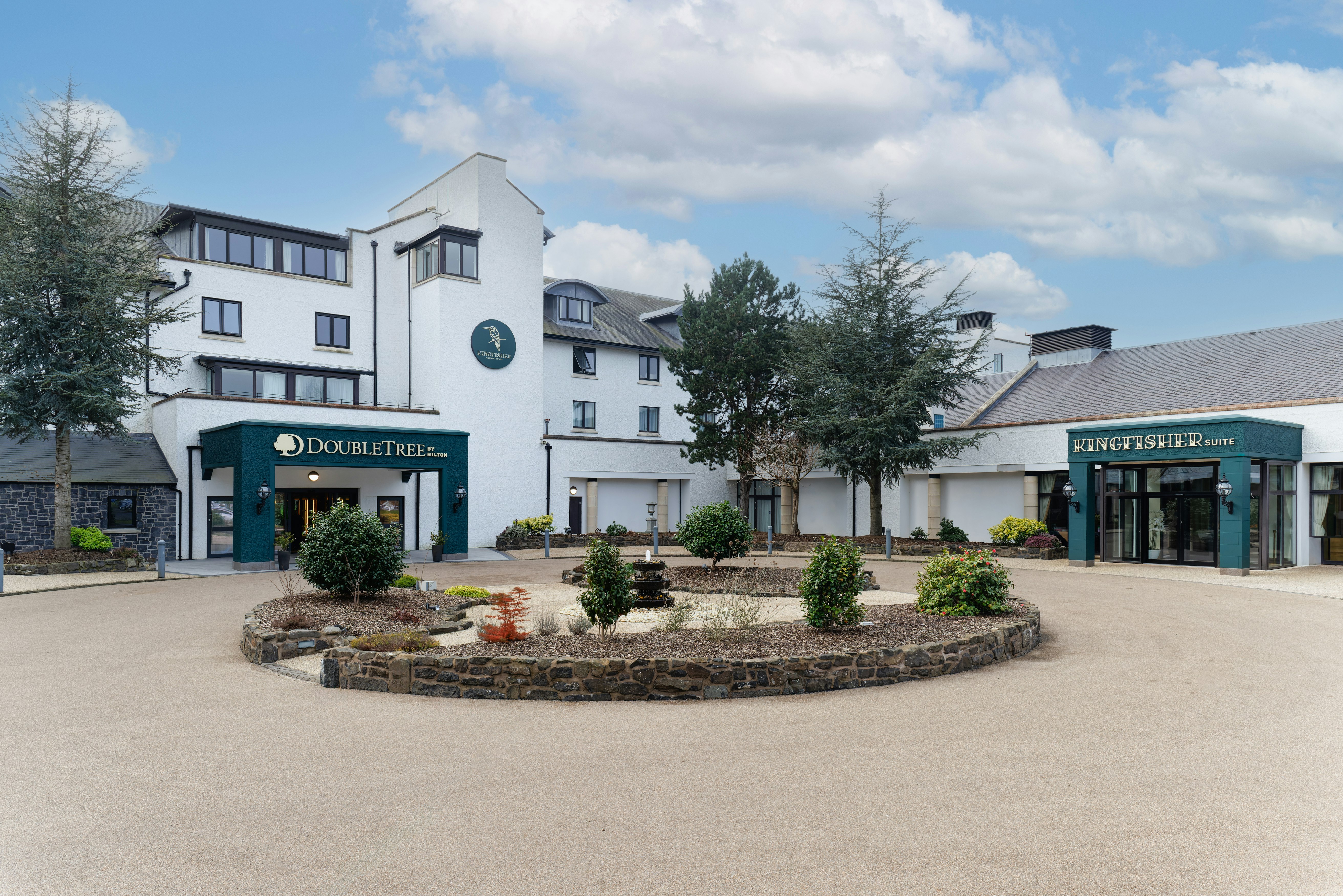 DoubleTree by Hilton Belfast Templepatrick Golf & Country Club 68/76