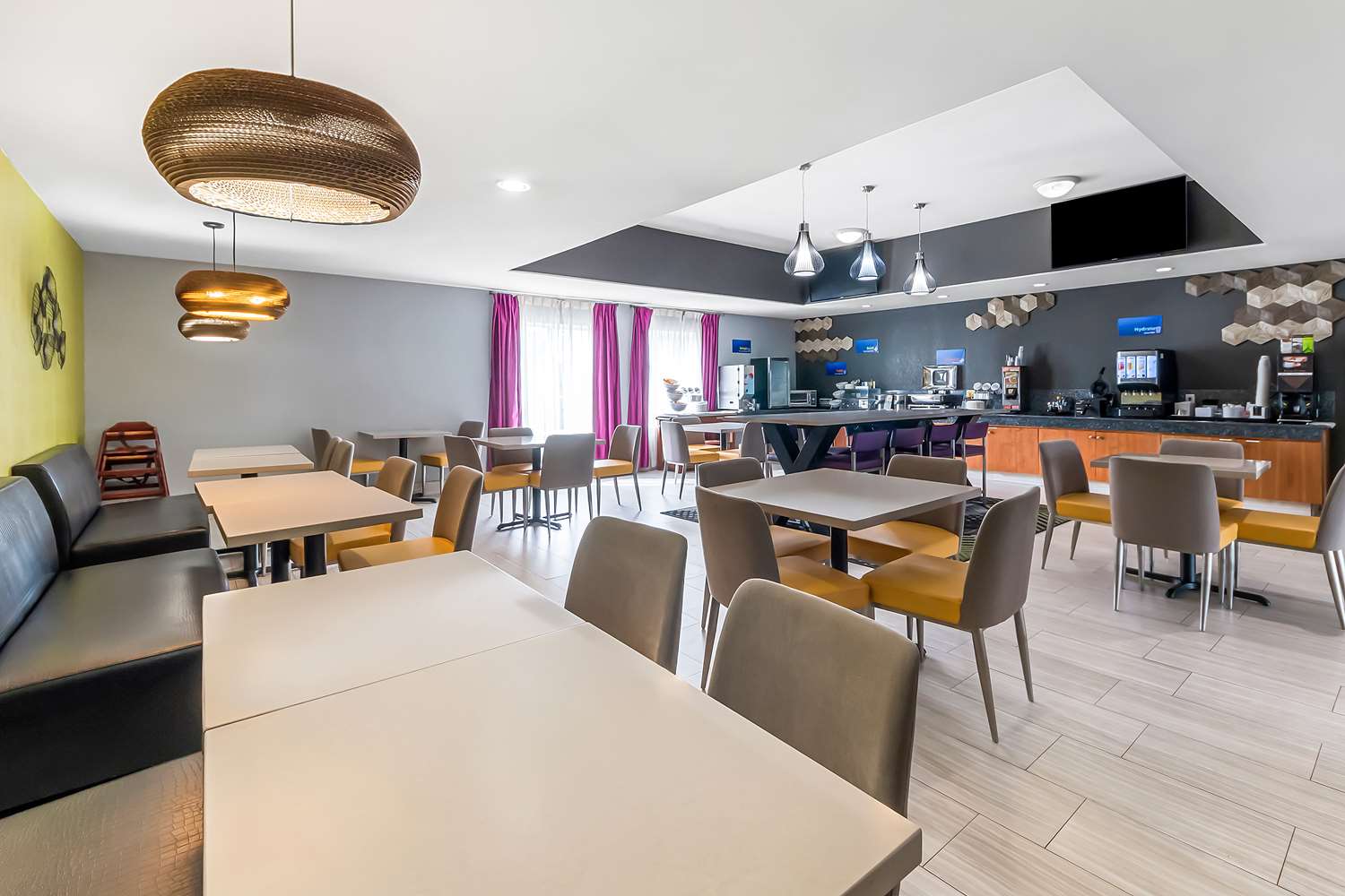 Best Western Boerne Inn and Suites 23/28