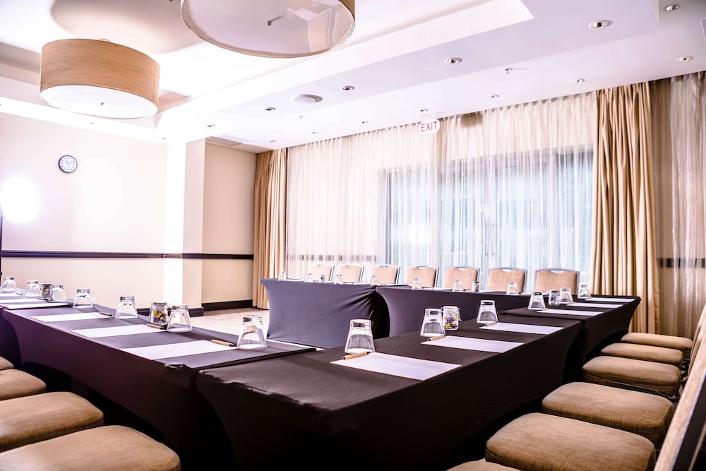 Southern Sun Rosebank 40/50