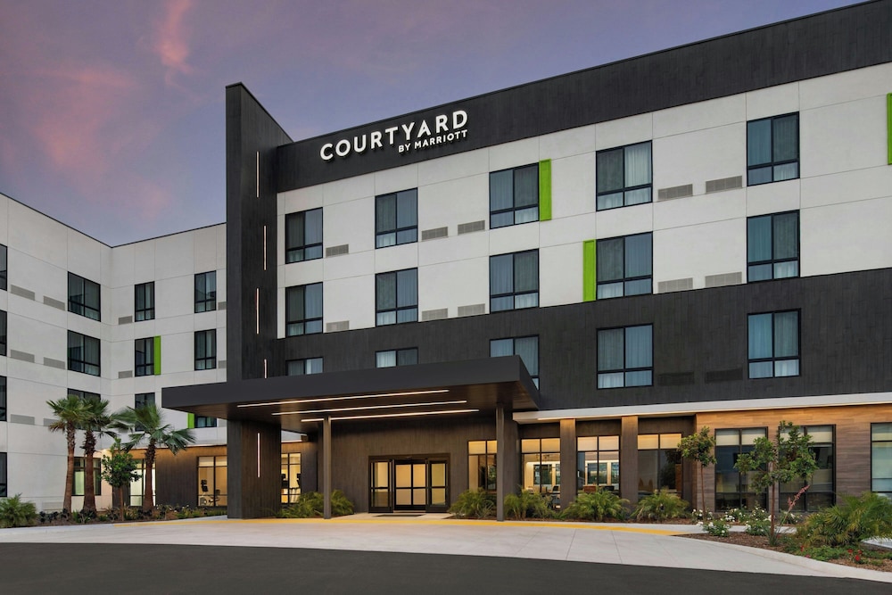 Courtyard By Marriott San Bernardino Loma Linda 1/45