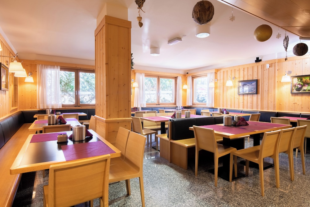 Hotel Garnì Pegra 63/76